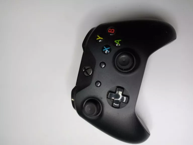 KONSOLA XBOX ONE X 1787