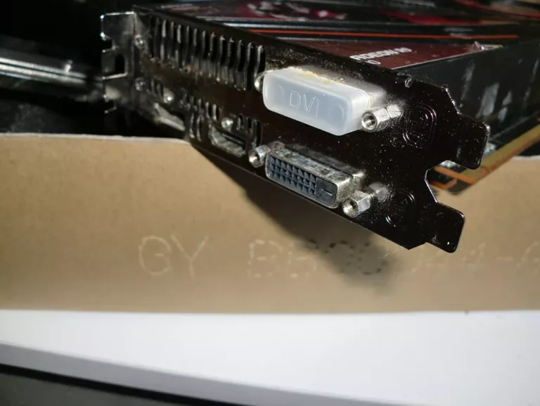 KARTA GRAFICZNA SAPPHIRE RADEON R9 290 - USZKODZO