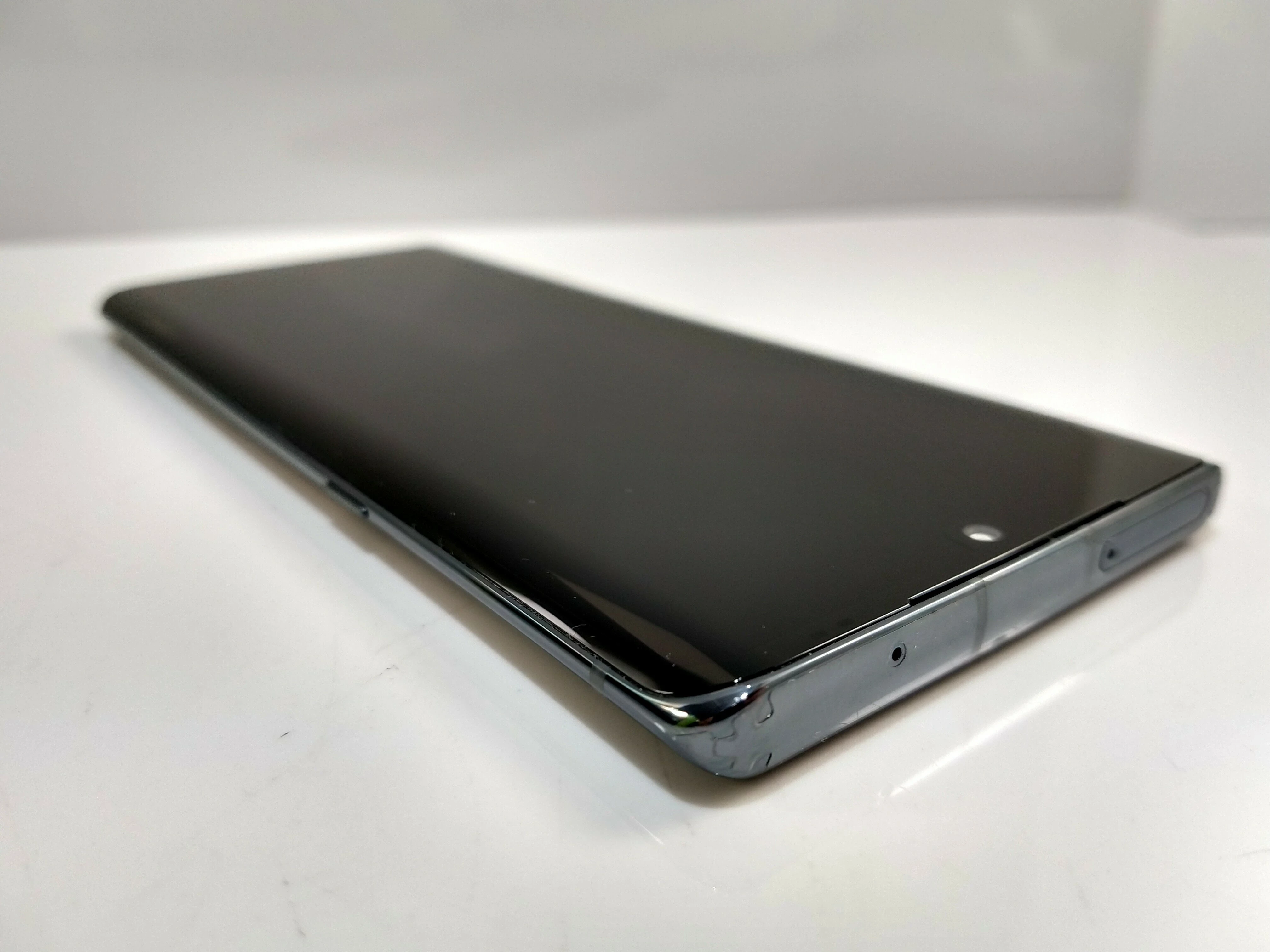 telefon-lg-velvet-kod-producenta-lm-g900n