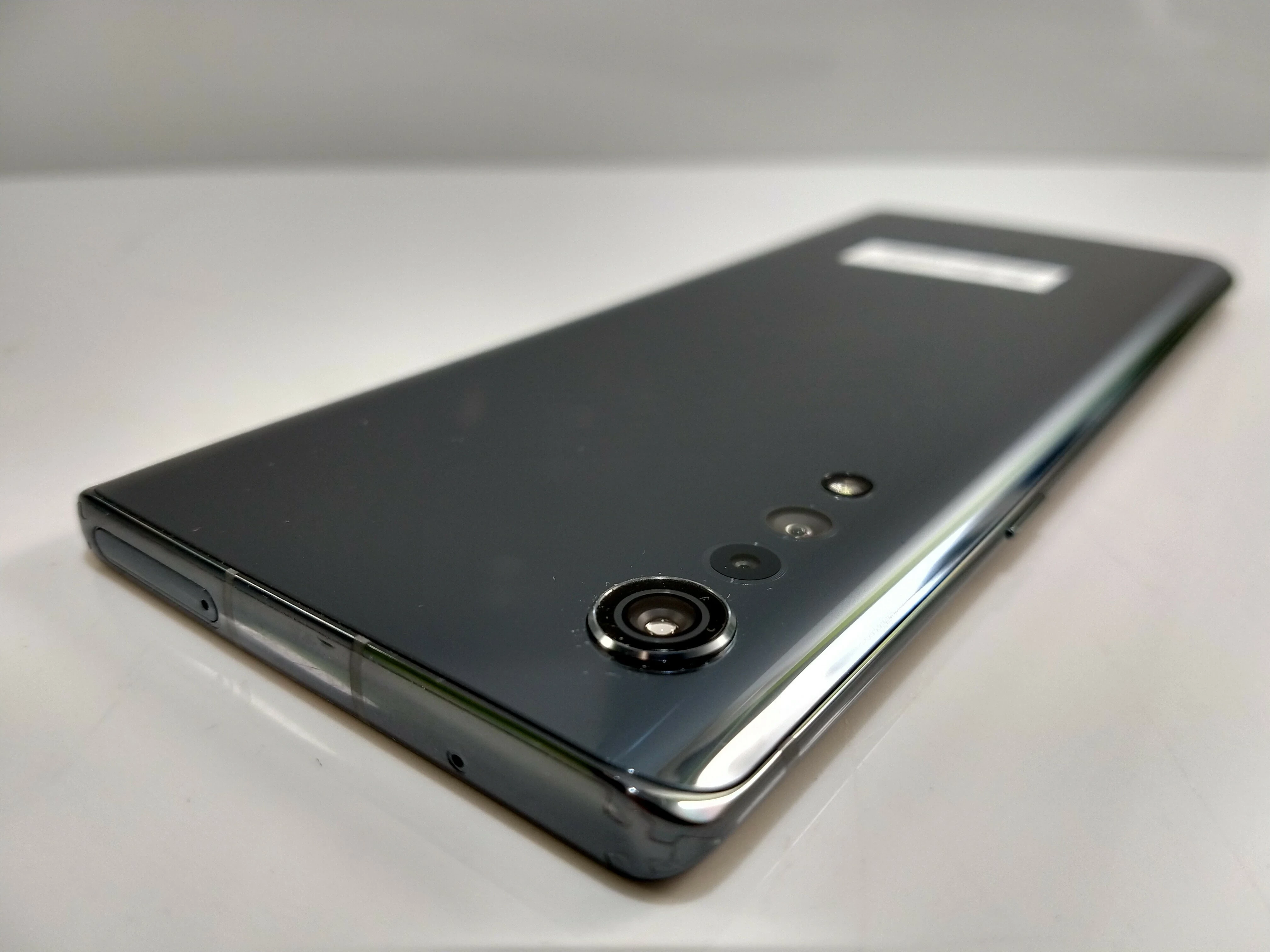 telefon-lg-velvet-stan-uzywany