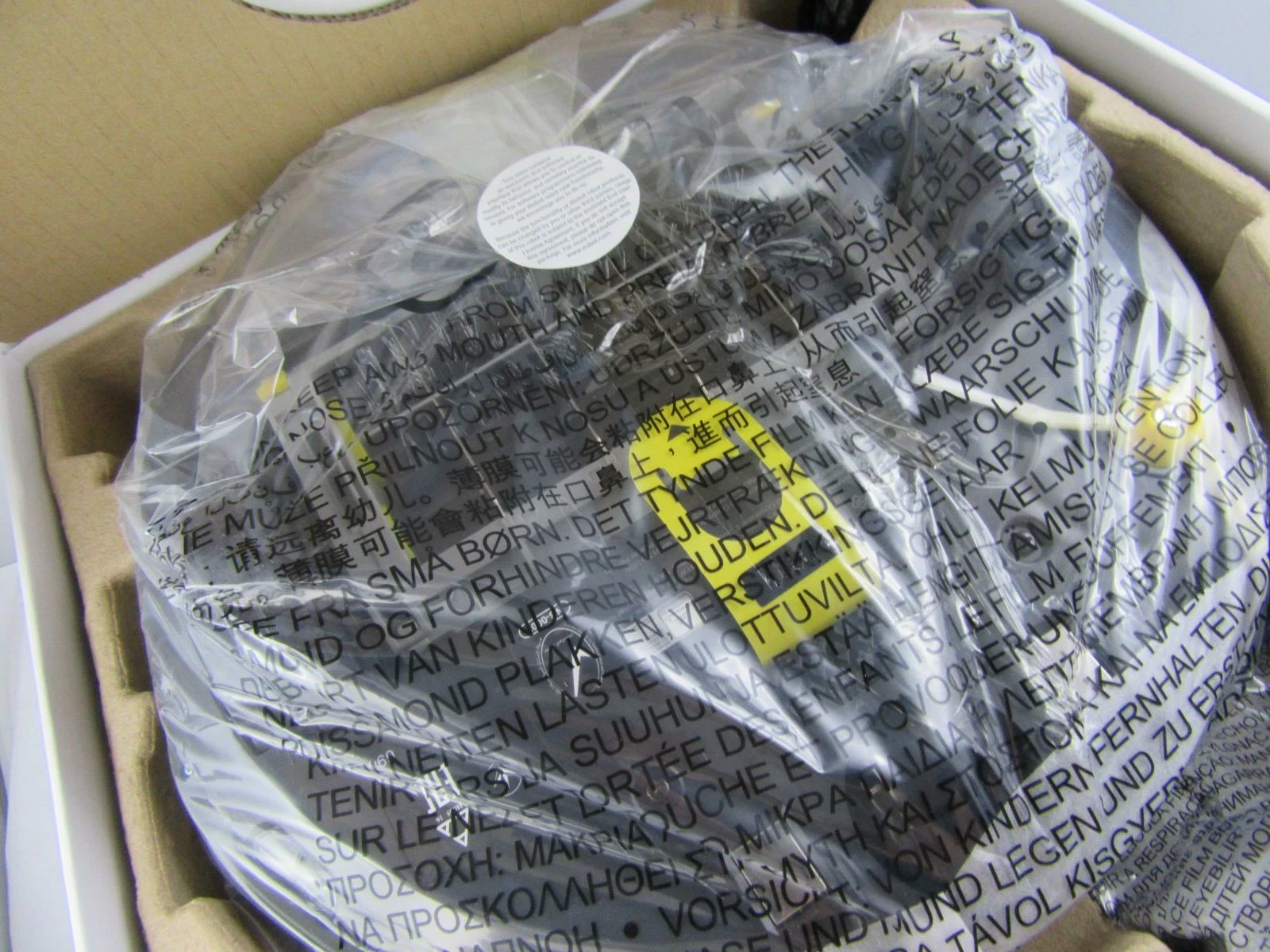 robot-sprzatajacy-irobot-roomba-694-komplet-marka-irobot