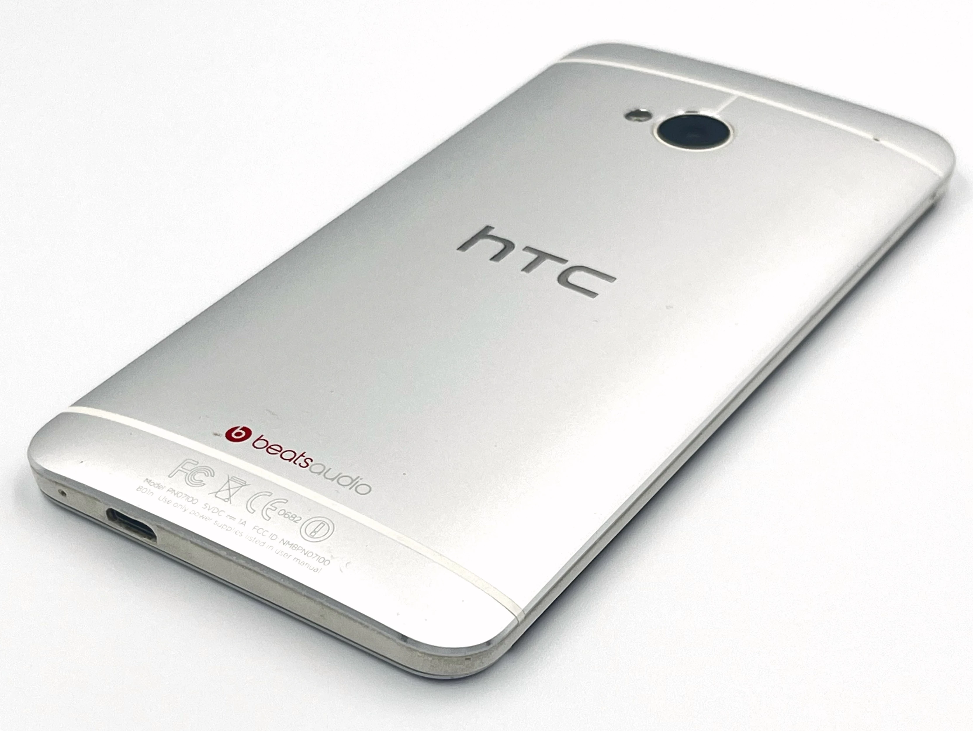 telefon-htc-one-m7-232gb-pamiec-ram-2-gb