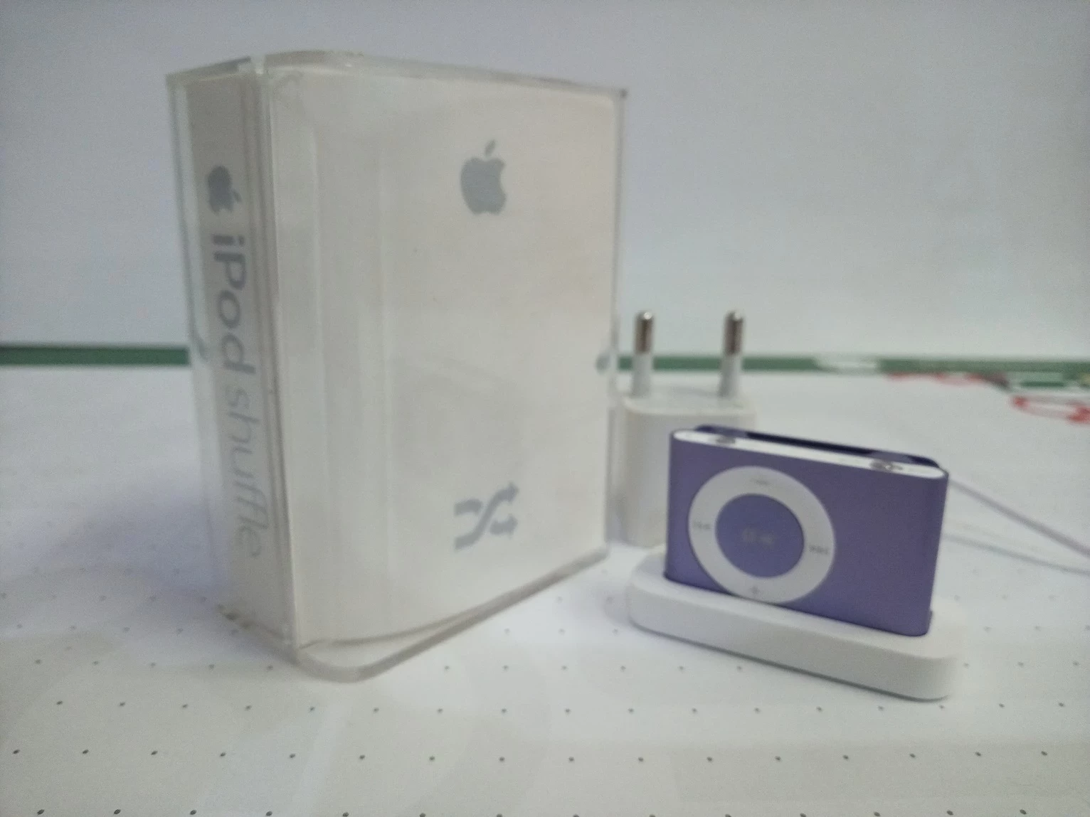 apple-ipod-shuffle-2gb-2gen-mb526zia-klonowa-17-lodz