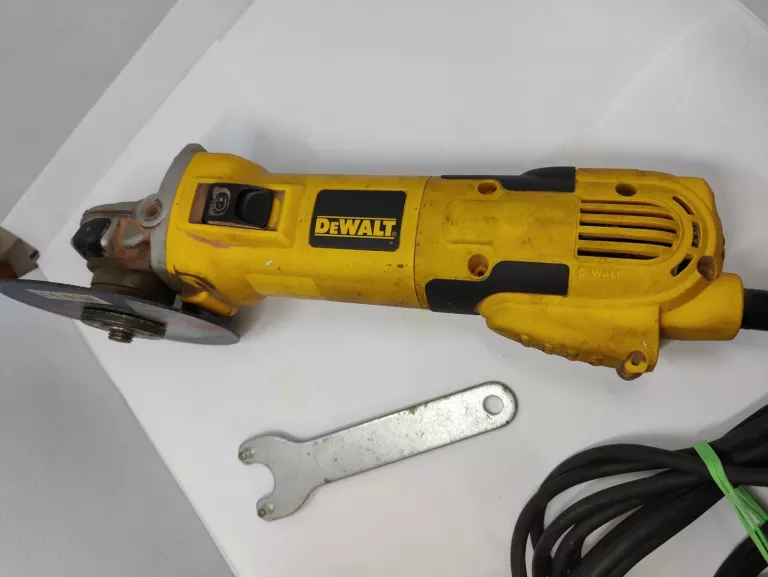 SZLIFIERKA KĄTOWA DEWALT D28134 /KLUCZ