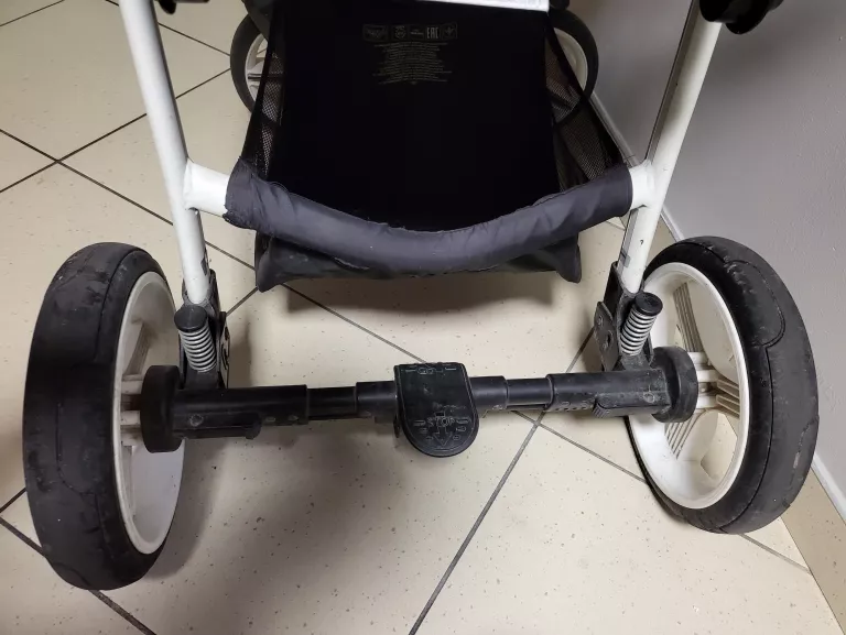 wozek-spacerowka-volcano-1860-20170808-kolor-czarny