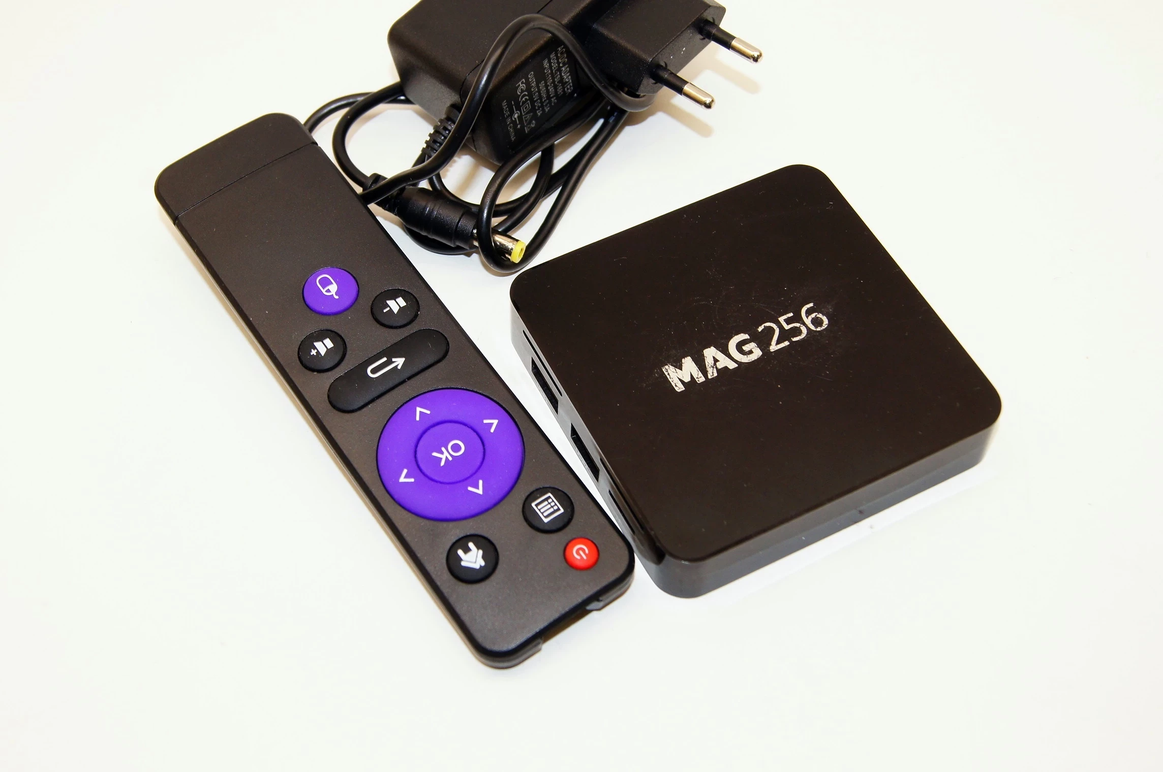 dekoder-tv-box-mag-256-z-pilotem-gajowicka-96-wroclaw