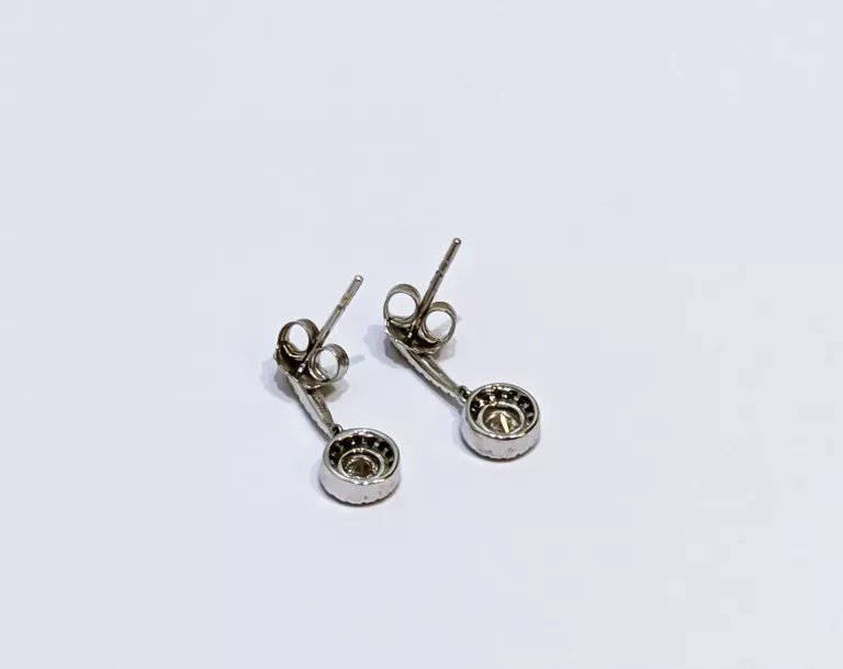 kolczyki-z-brylantami-34szt-biale-zloto-sztyfty-rodzaj-zapiecia-2207-1