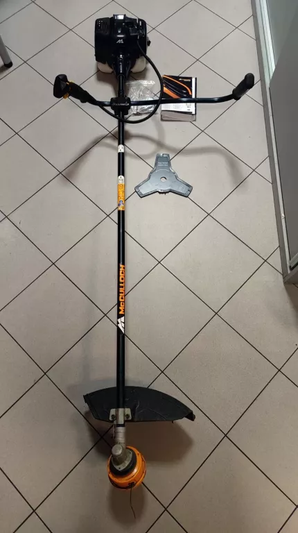 KOSA WYKASZARKA SPALINOWA MCCULLOCH B33B