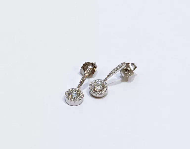kolczyki-z-brylantami-34szt-biale-zloto-sztyfty-material-15835-2