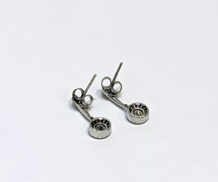 kolczyki-z-brylantami-34szt-biale-zloto-sztyfty-kamien-17088-1646948