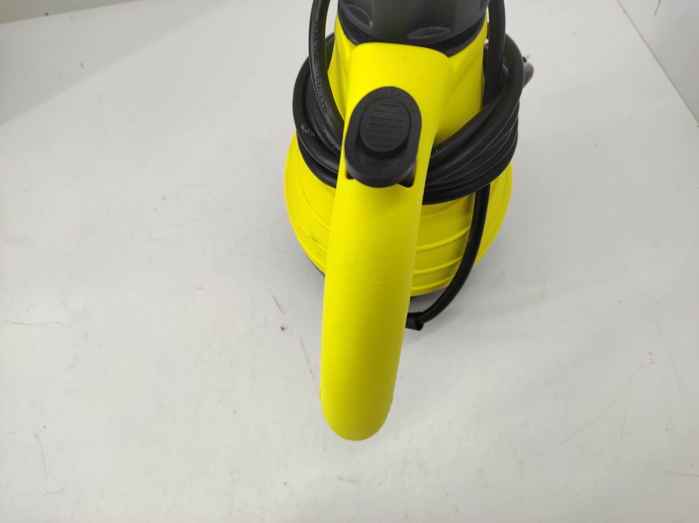 myjka-parowa-menuett-900w-3bar-pojemnosc-035