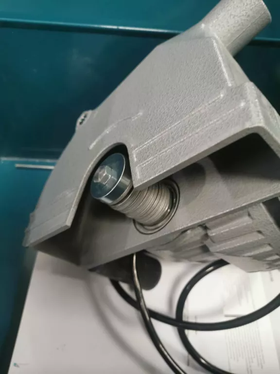 BRUZDOWNICA MAKITA SG181 WALIZKA