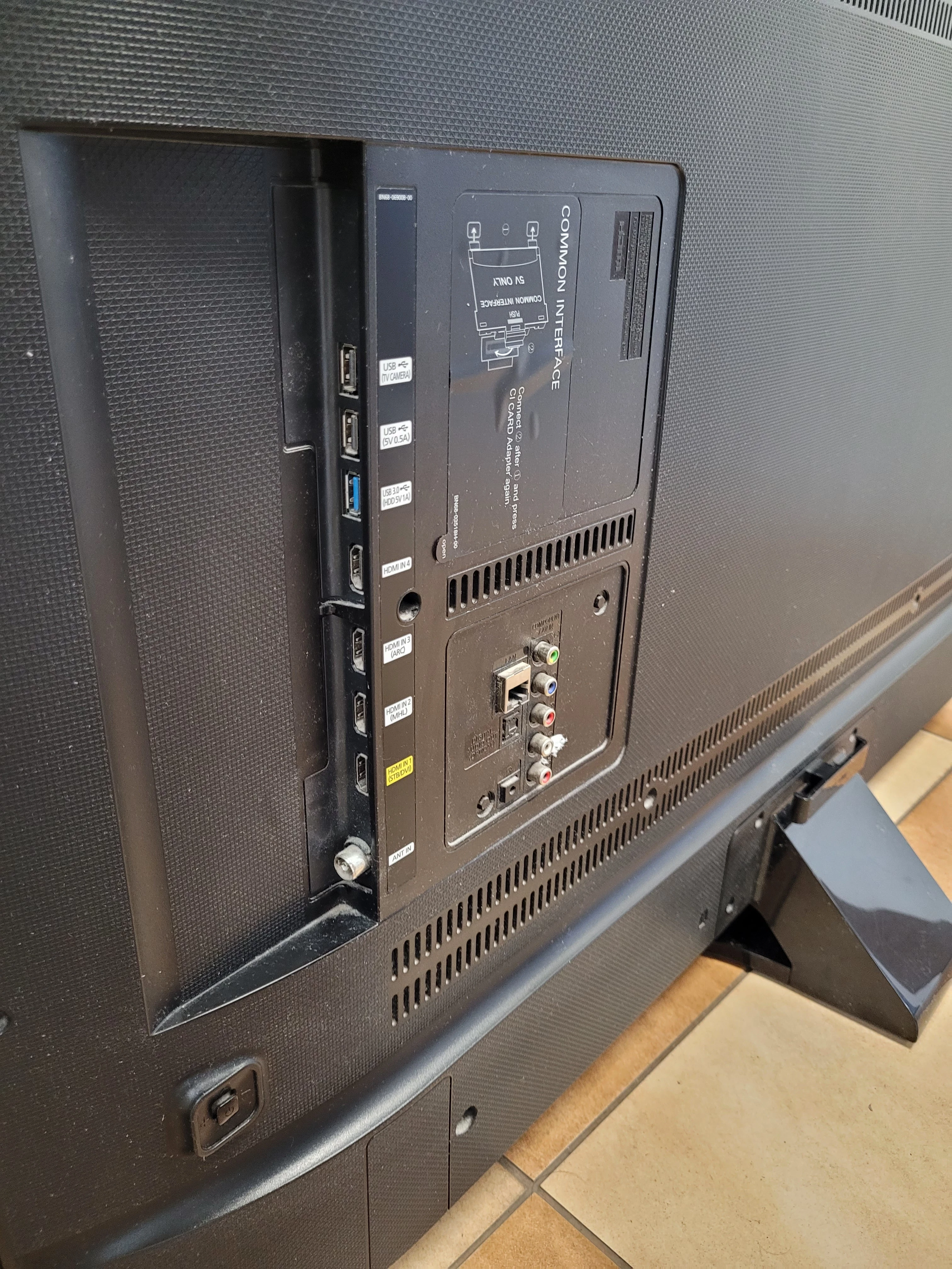 smart-tv-samsung-led-ue48ju6440-48-uhd-przekatna-ekranu-cale-48