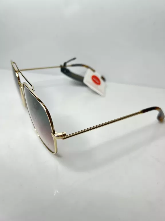 OKULARY PRZECIWSŁONECZNE VICTORIA BECKHAM VB215S