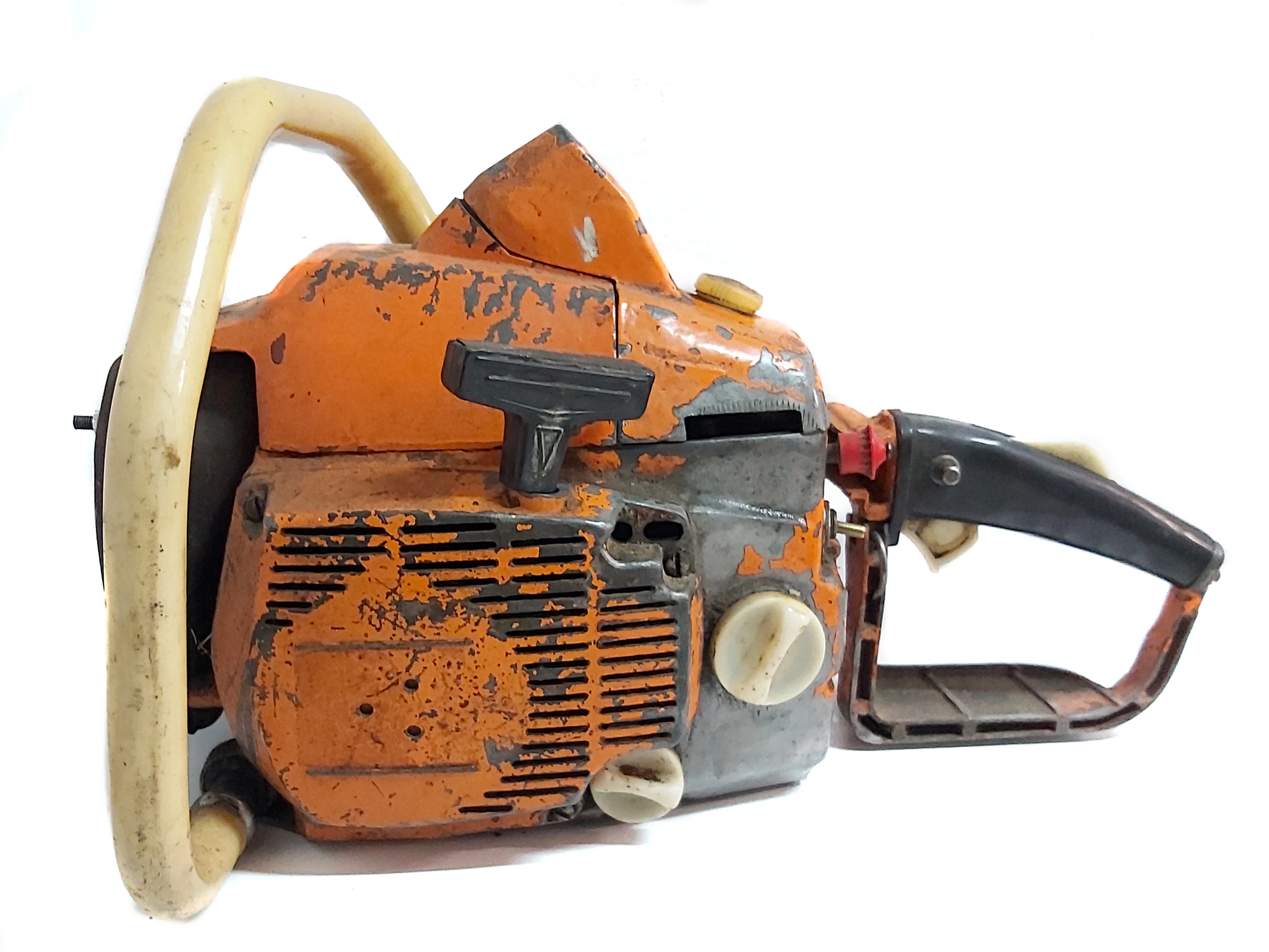 zabytkowa-pila-spalinowa-tajga-cccp-1993-mickiewicza-8-lezajsk