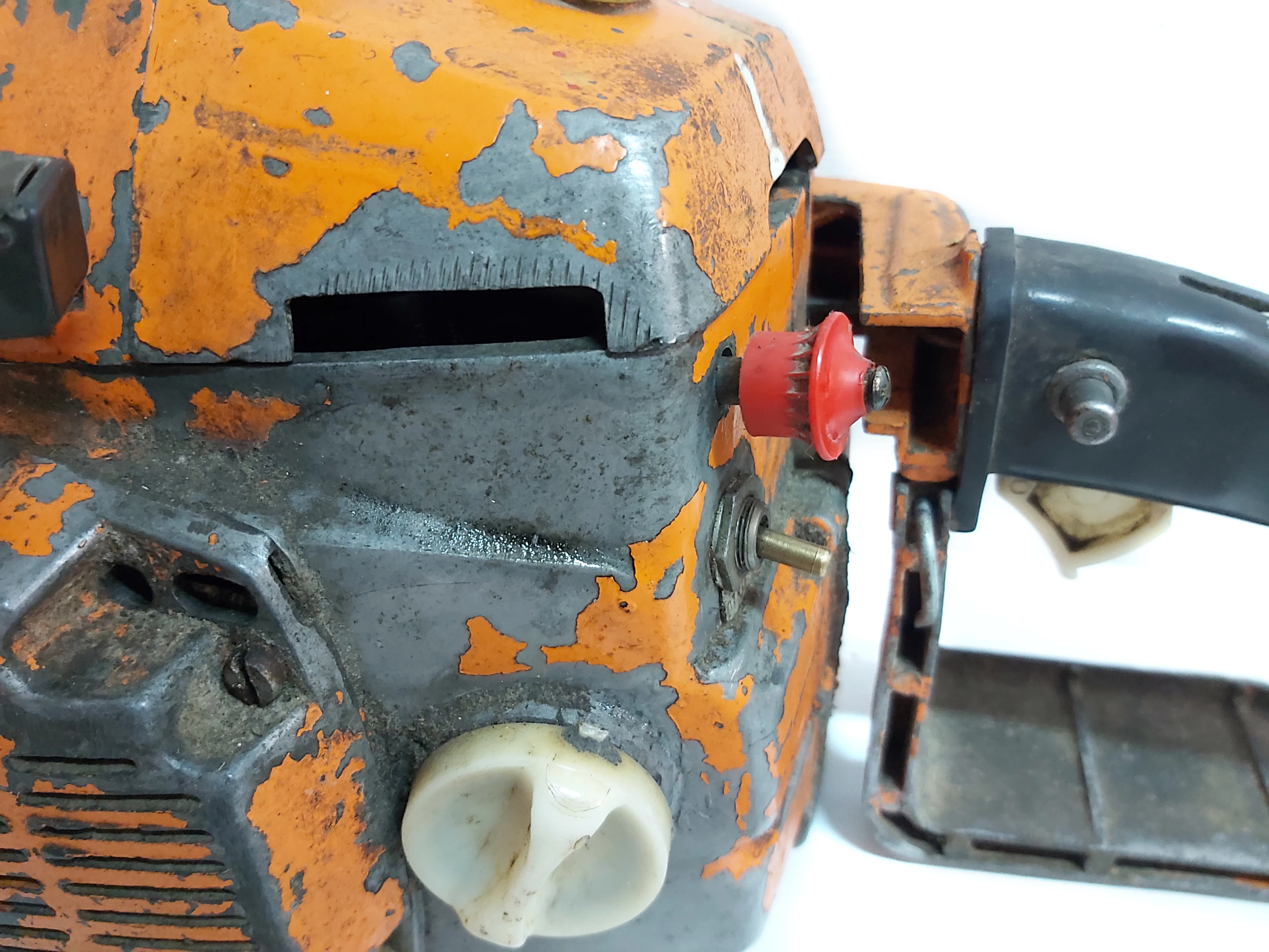 zabytkowa-pila-spalinowa-tajga-cccp-1993-ean-gtin-4047416678689