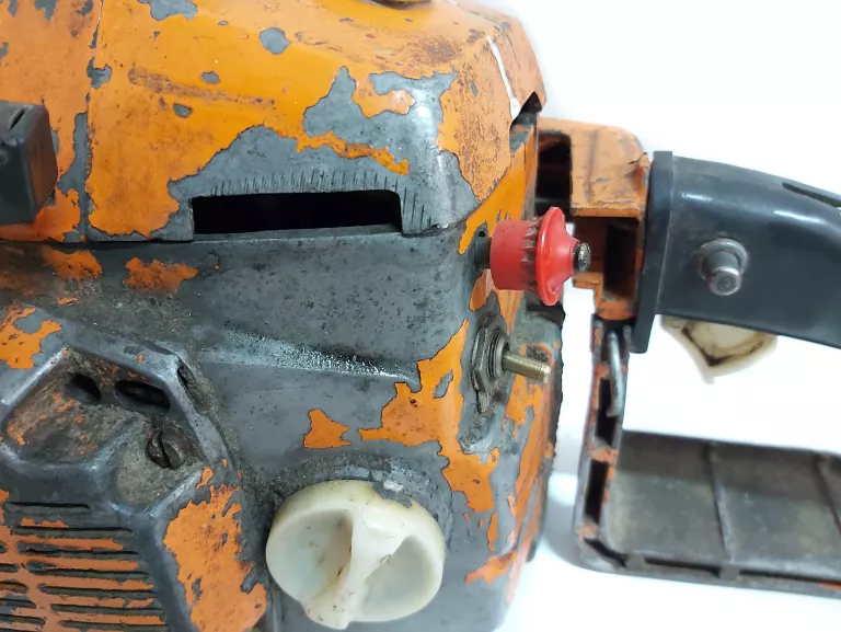 zabytkowa-pila-spalinowa-tajga-cccp-1993-ean-gtin-4047416678689