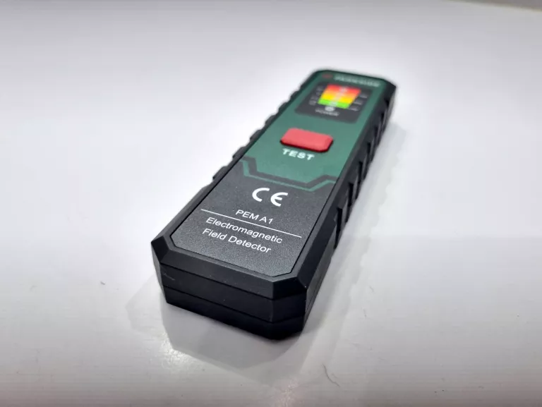 MIERNIK POLA ELEKTROMAGNETYCZNEGO PARKSIDE PEM A1