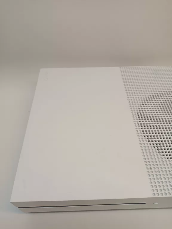 KONSOLA XBOX ONE S 1 TB