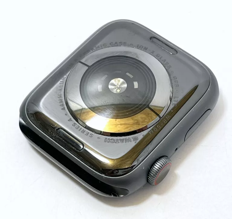 smartwatch-apple-watch-4-44mm-opis-stan-uzywany