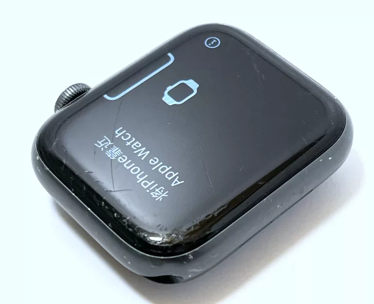 smartwatch-apple-watch-4-44mm-opis-komunikacja-bluetooth