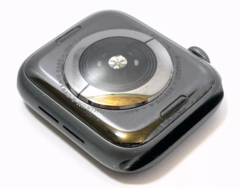 smartwatch-apple-watch-4-44mm-opis-ean-gtin-190198912466