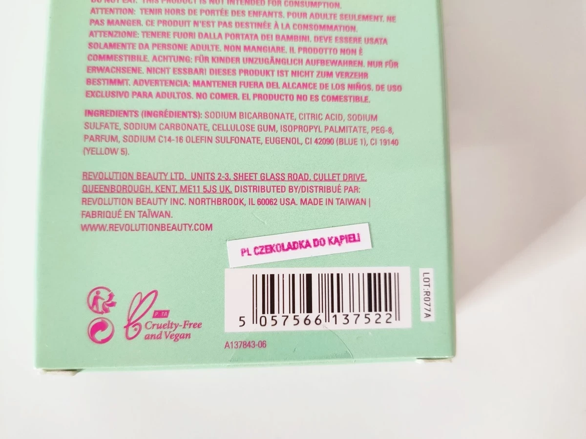 czekoladka-do-kapieli-revolution-mint-bar-fizzer-opakowanie-kartonik