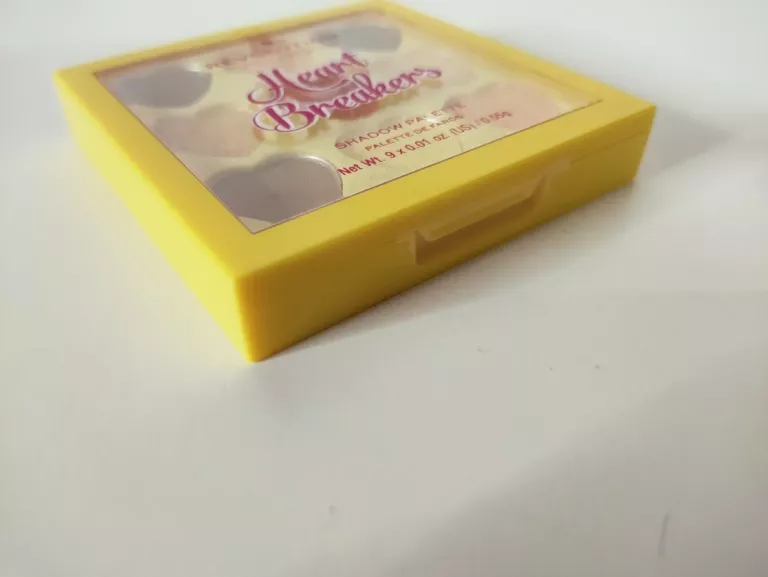 cienie-paletka-9-cieni-i-heart-revolution-heartbreakers-product-id-e44269ce-4d10-41fe-ae1b-5a9a3f4888b7