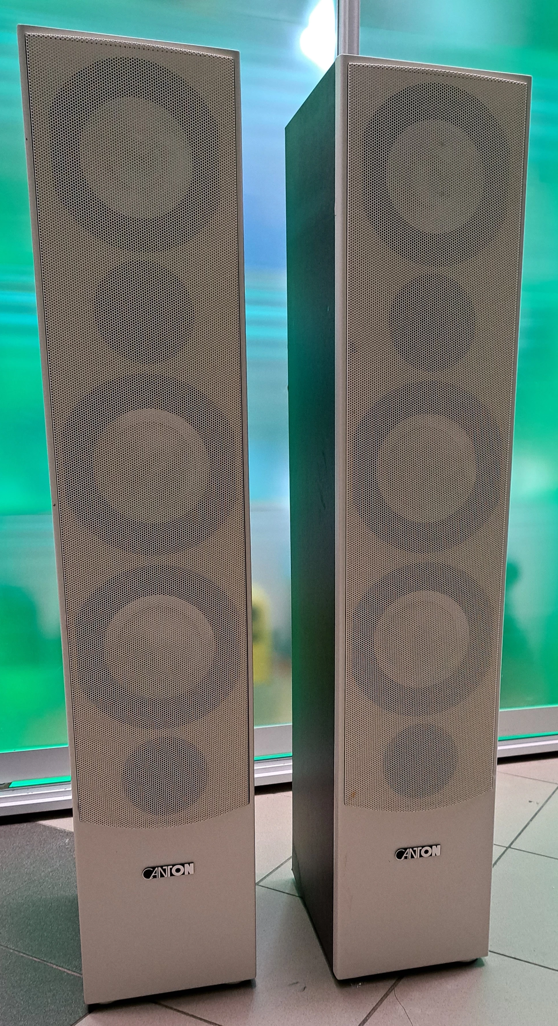 kolumny-canton-gle-490-2-szt-aleja-sw-jana-pawla-ii-252-kolobrzeg