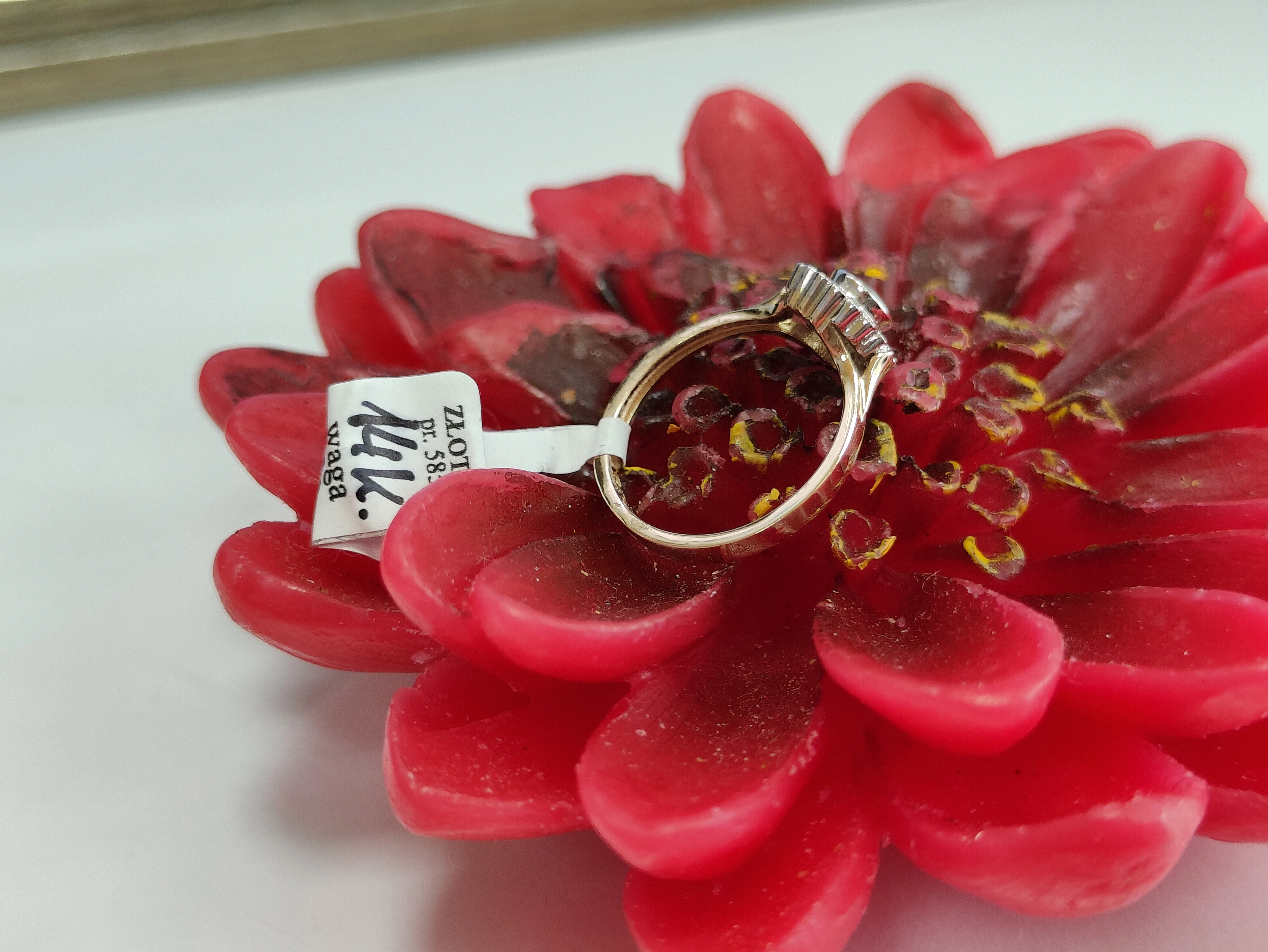 sliczny-pierscionek-266g14k-rozmiar-12-dwukolor-marka-jubilech