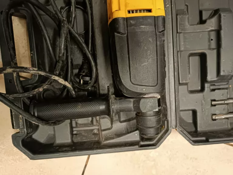 MŁOTOWIERTARKA MSW BOH-1050-2 WALIZKA