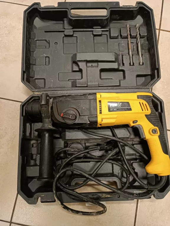 MŁOTOWIERTARKA MSW BOH-1050-2 WALIZKA