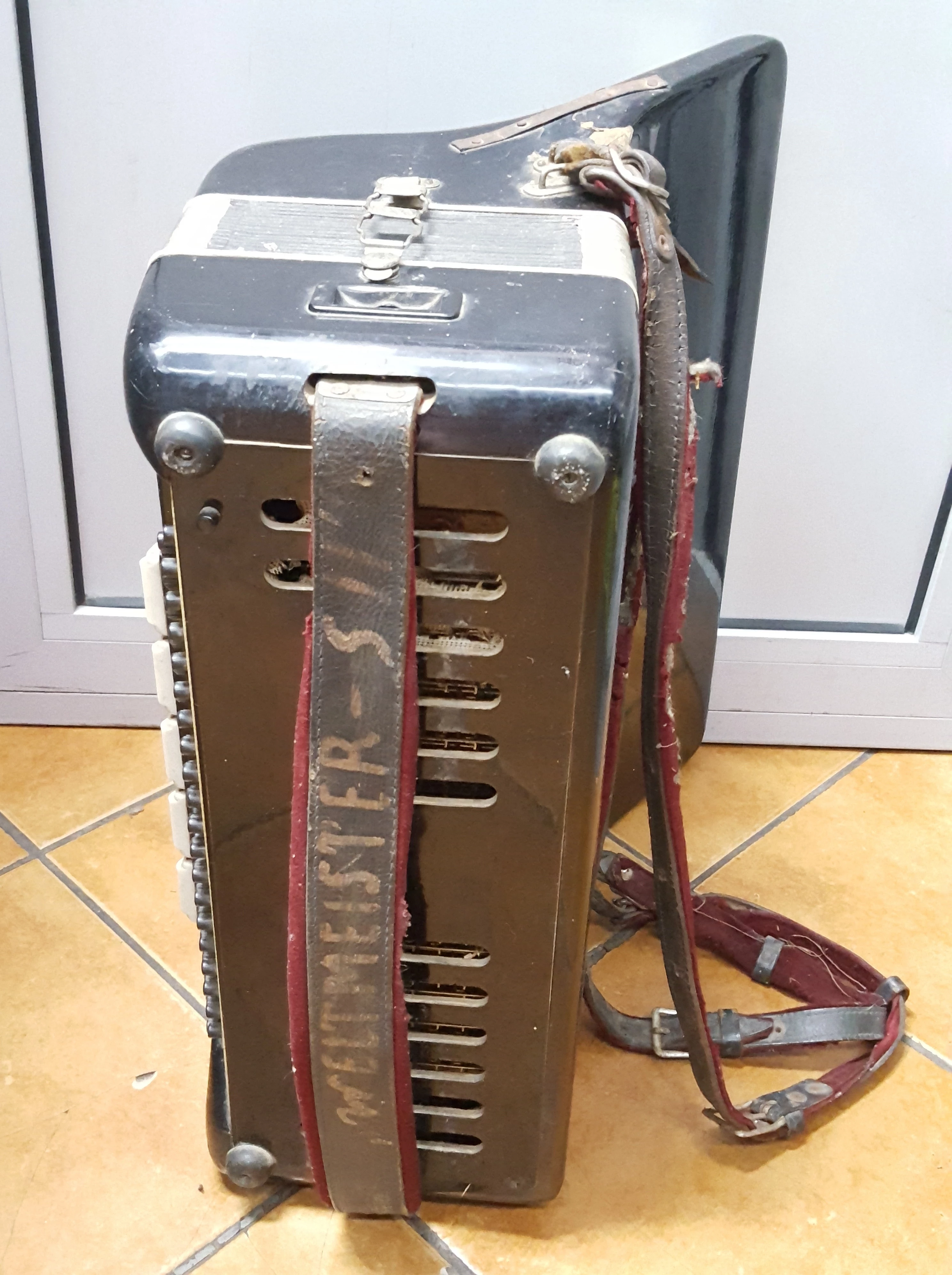 akordeon-weltmeister-120-basow-kod-producenta-34534