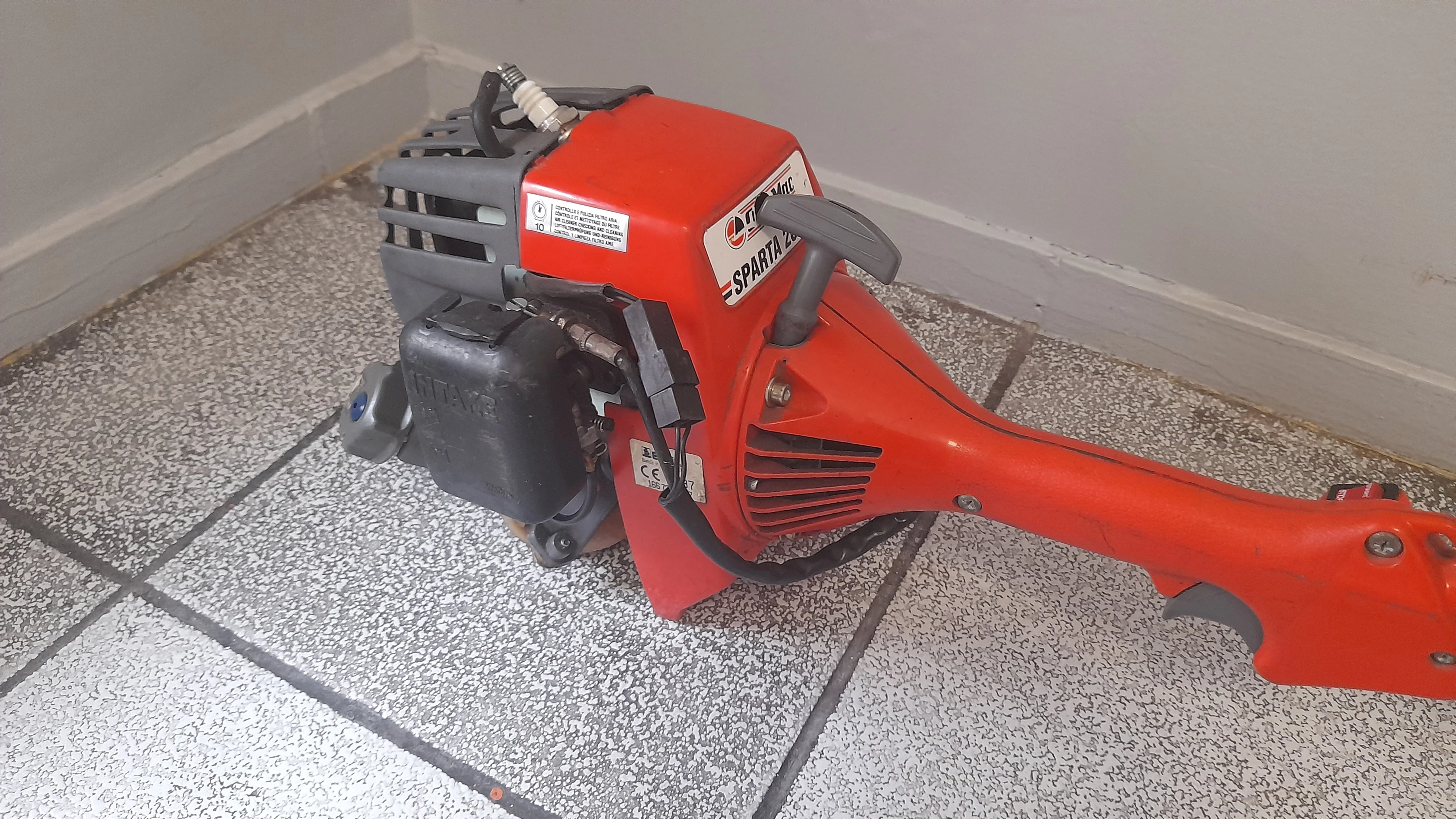 kosa-spalinowa-sparta-26tr-akcesoria-zasilanie-spalinowe