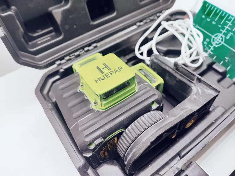 LASER KRZYŻOWY HUEPAR 904DG 4D * WALIZKA