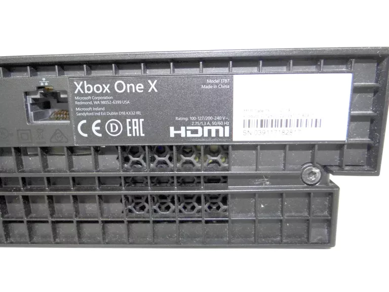 KONSOLA XBOX ONE X