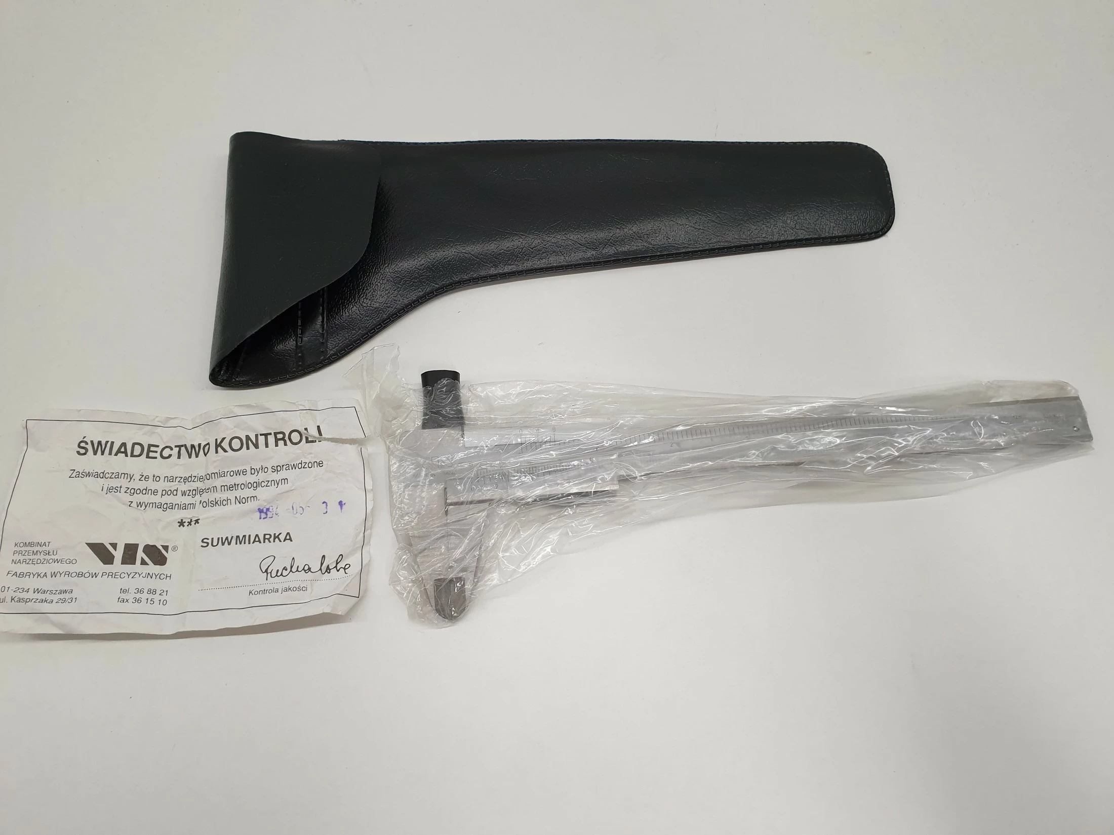 suwmiarka-vis-150mm-certyfikat-etui-stan-uzywany