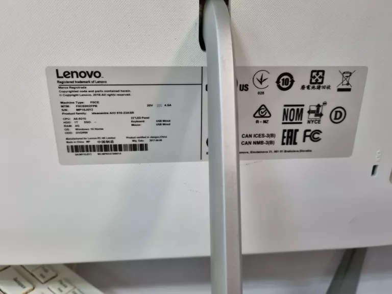 komputer-lenovo-all-in-one-typ-komputera-zestaw-komputerowy