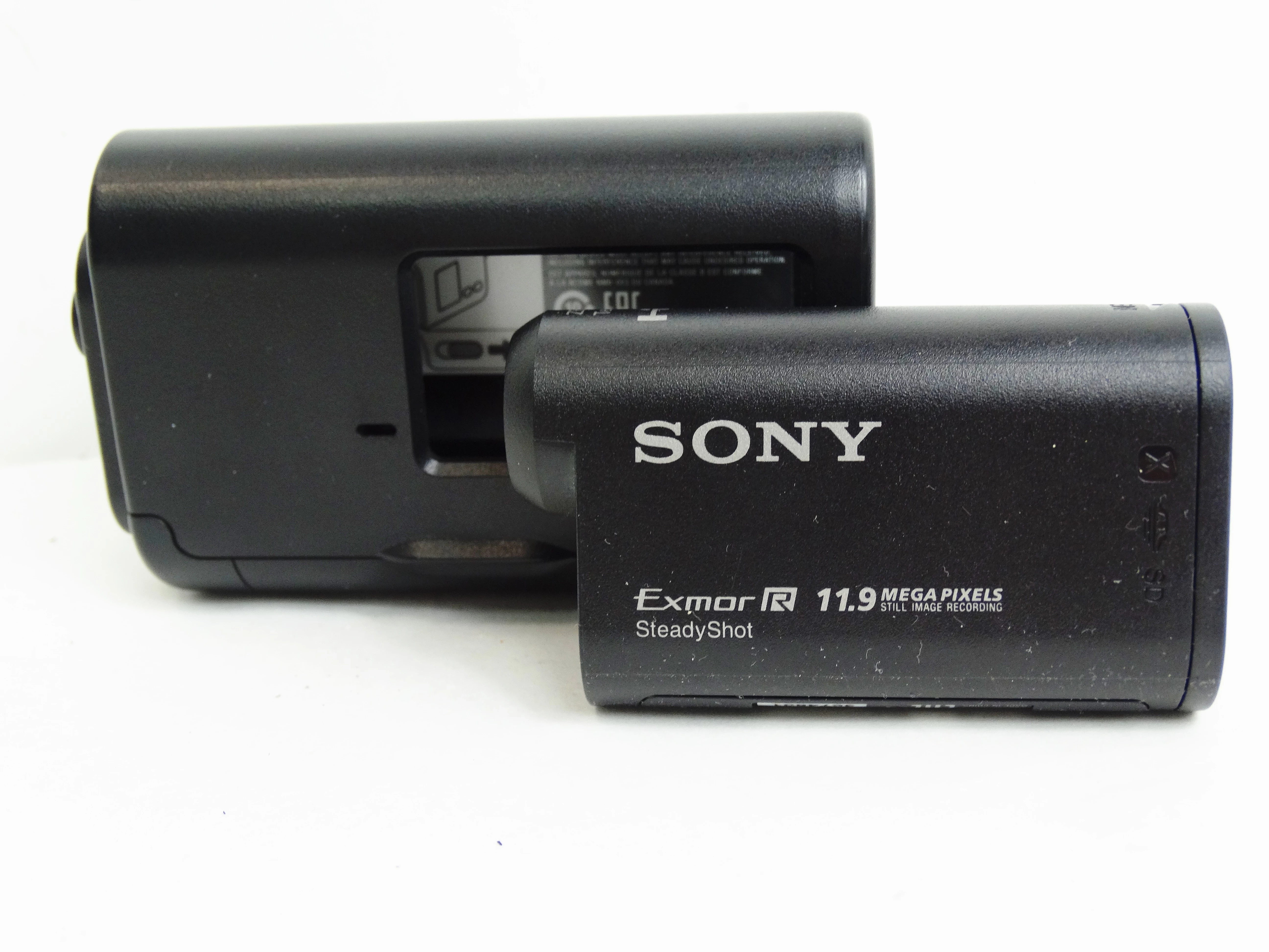 kamera-sportowa-sony-hdr-as20-obudowa-lcd-kolor-czarny