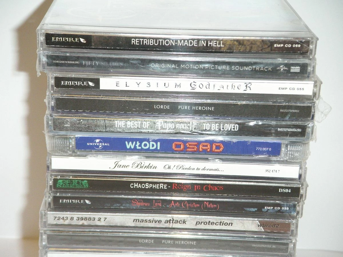 plyta-cd-z-muzyka-tytul-rozne-tytuly