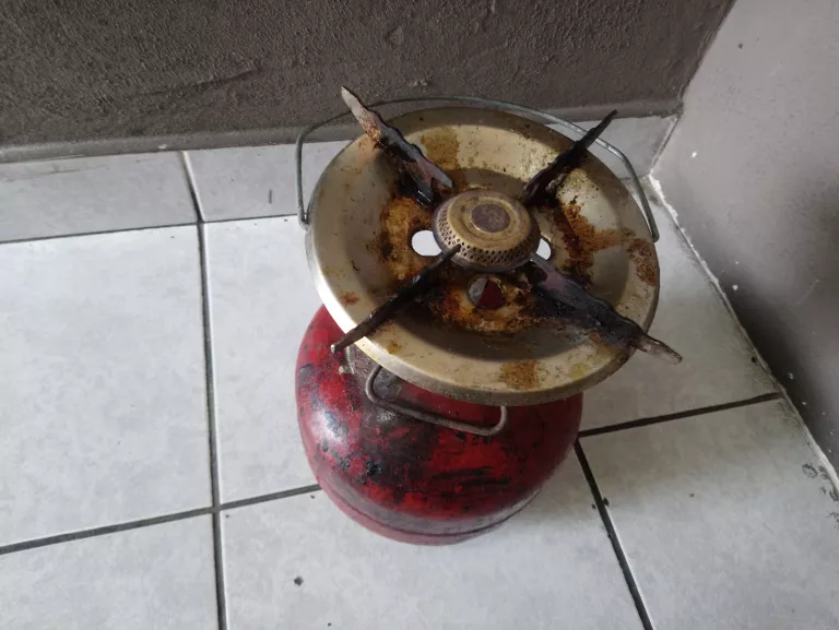 butla-turystyczna-z-palnikiem-2-kg-stan-uzywany