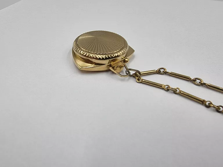 zegarek-kieszonkowy-na-lancuszku-zaria-mechanizm-kwarcowy