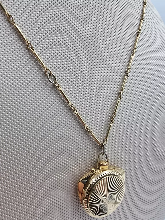 zegarek-kieszonkowy-na-lancuszku-zaria-marka-inna-marka