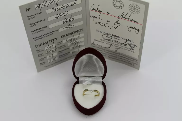 uroczy-zloty-pierscionek-z-brylantem-161g585-nalkowskich-108-sj-lublin