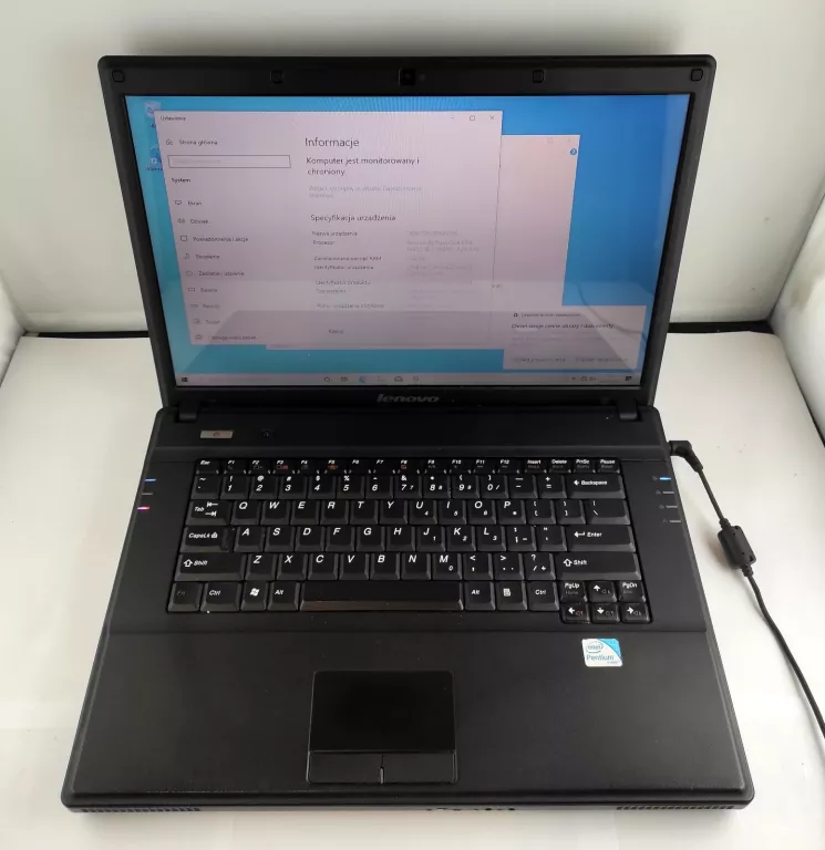 LAPTOP LENOVO 20004 3/256GB WIN 10 BEZ BATERII