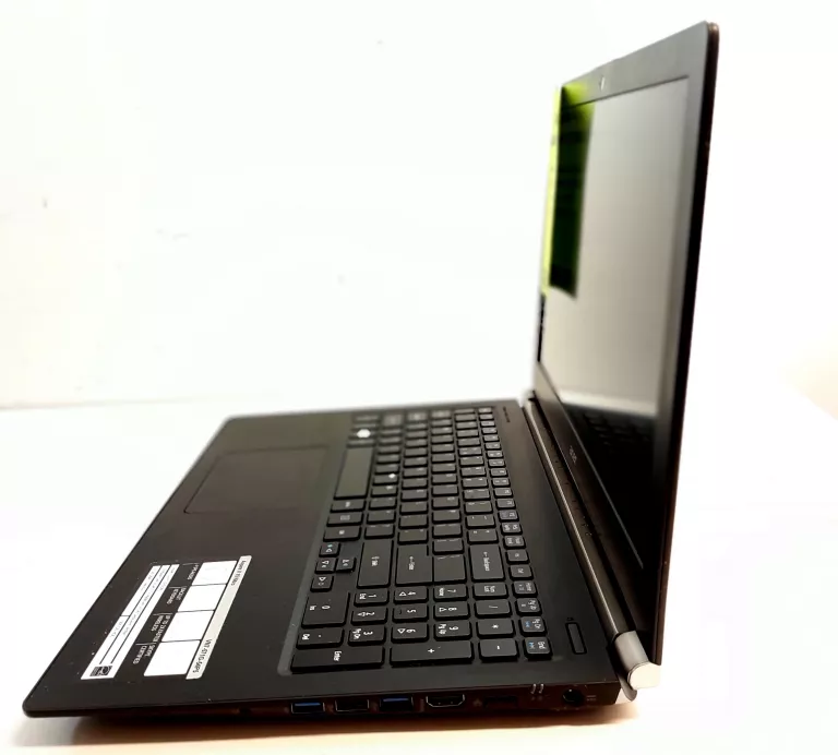 ACER ASPIRE V15 NITRO 15.6/I5-5200U/8G/1TB+8/W8.1