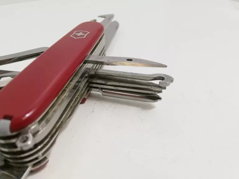 SCYZORYK MULTITOOL VICTORINOX