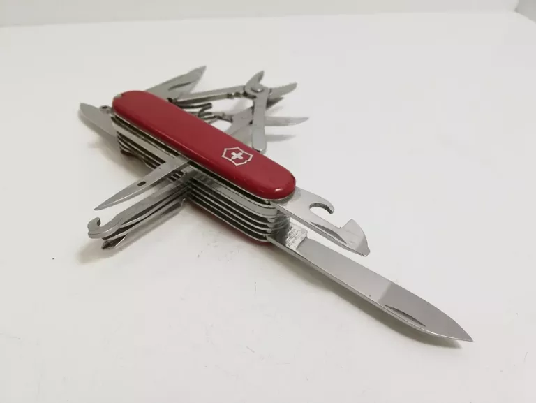 SCYZORYK MULTITOOL VICTORINOX