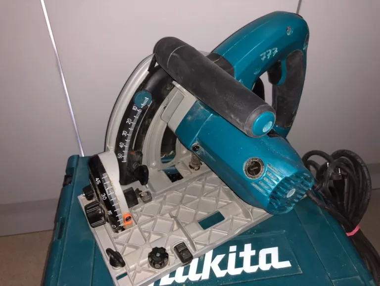 zaglebiarka-makita-sp6000j-komplet-naprawde-wart-kod-producenta-sp6000j