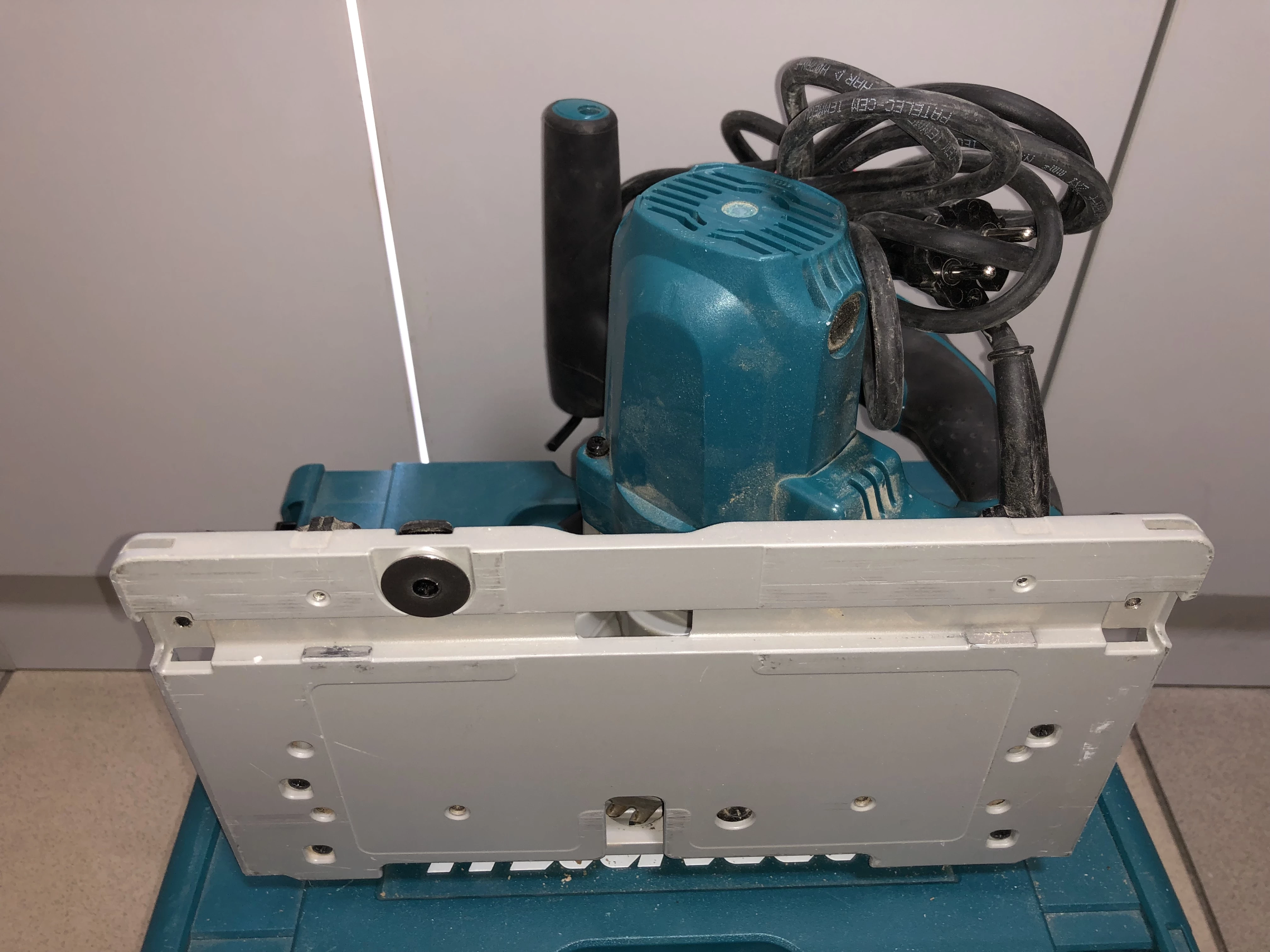 zaglebiarka-makita-sp6000j-komplet-naprawde-wart-rodzaj-elektryczna